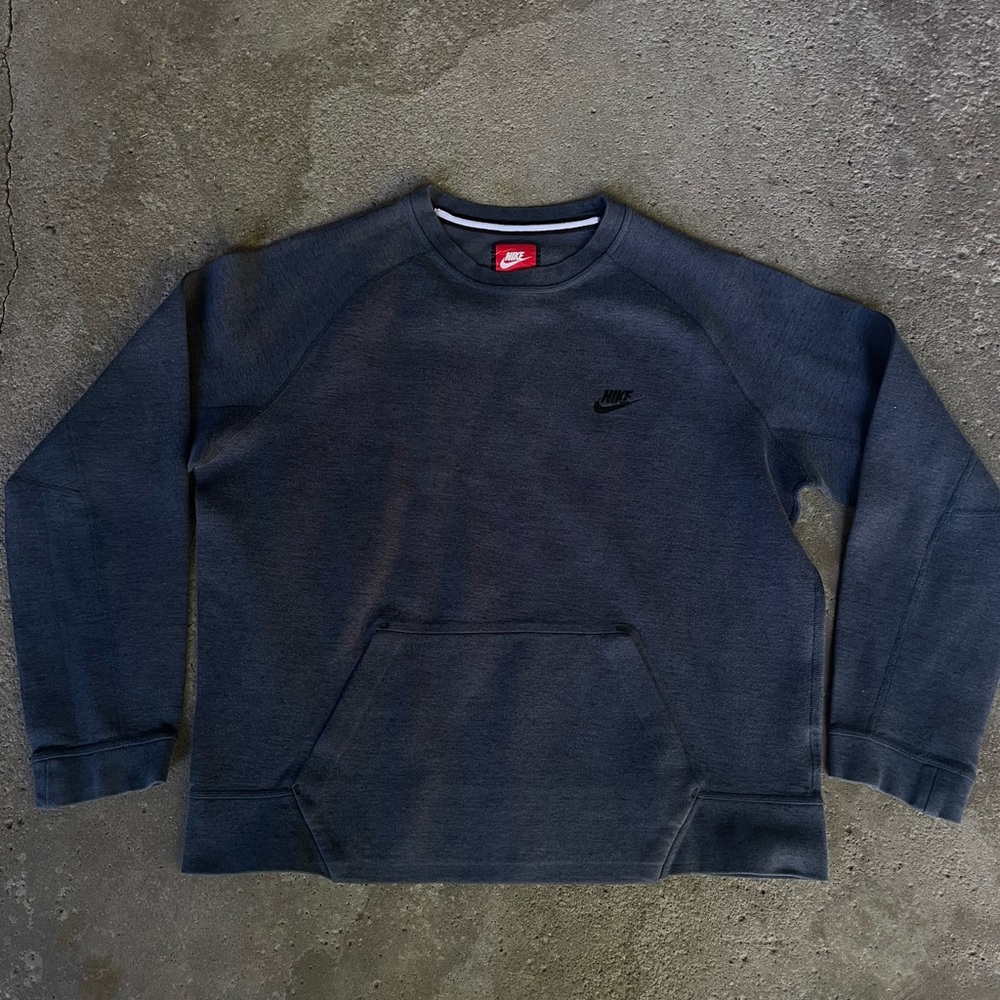 Nike Grey Crewneck-L